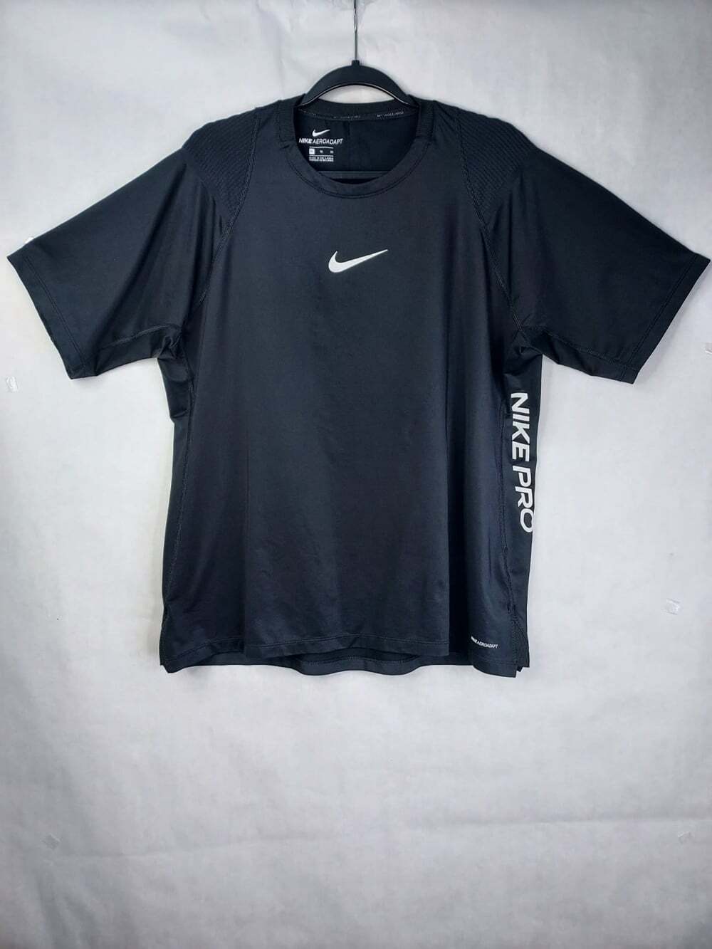 Nike Pro AeroAdapt Shirt Mens XL Black Short Sleeve Training Athletic Tee Sports
